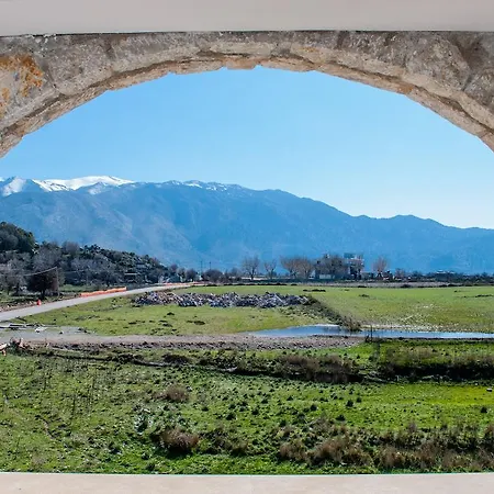 Gigilos Omalos Chania (Crete)